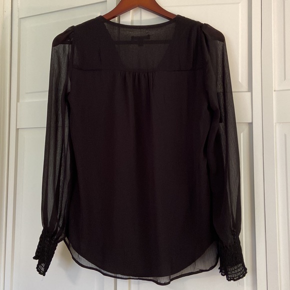 EXPRESS Chiffon Button Front Top XS - Picture 3 of 7